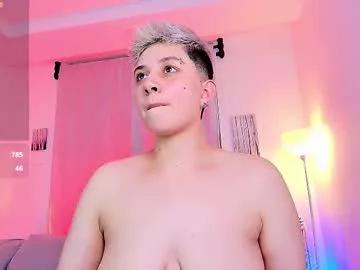 Away arontroy_wi on Chaturbate