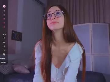 Freechat avrillemell on Chaturbate