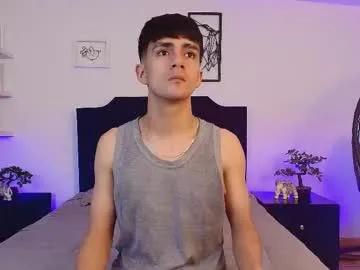 Freechat axel_draven on Chaturbate