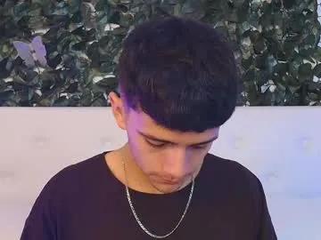 Freechat axel_draven on Chaturbate