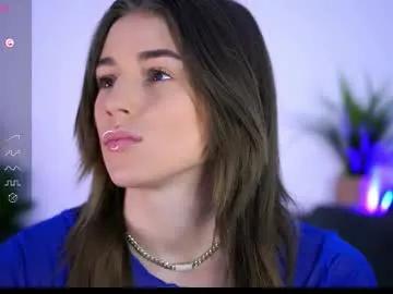 Freechat babbyaisha on Chaturbate