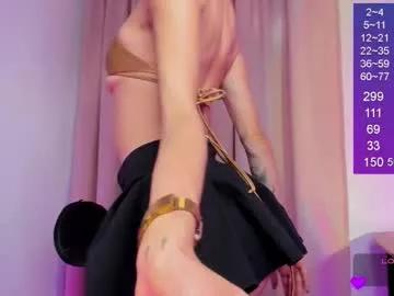 Avatar of bella_white19