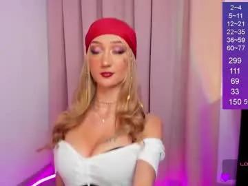 bella_white19 on Chaturbate