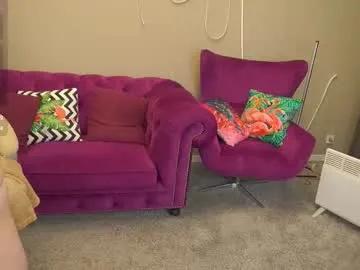 bellalapetit on Chaturbate