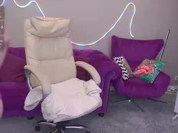 bellalapetit on Chaturbate