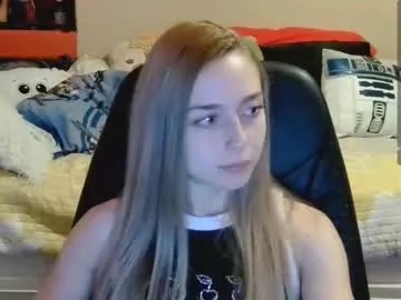 blondiebubblebooty on Chaturbate