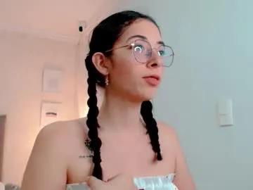 Freechat brooklove_doll on Chaturbate