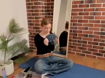 Freechat carlyneisenman on Chaturbate