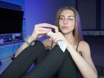 cassiablade1 — FROM PERVERT TO PERVERT      / // GOAL:  24.11-06.12 [77333 tokens left] #mistress #femdom #findom #feet #sissy #cbt #sph #bladdercontrol #cuckold  #pantyhose