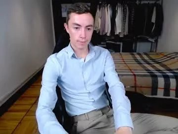 charlieseyer on Chaturbate