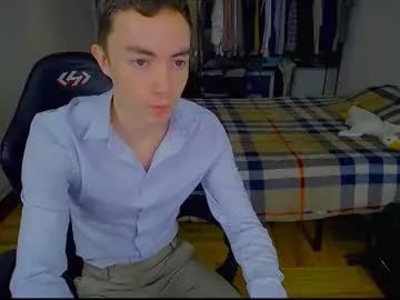 charlieseyer on Chaturbate