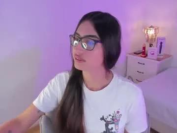 Freechat cherrylady2 on Chaturbate