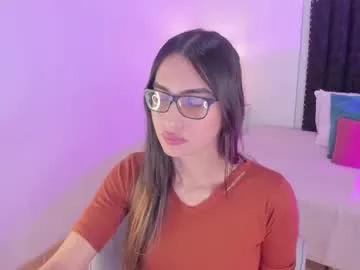 Freechat cherrylady2 on Chaturbate