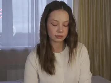 chillgirlll on Chaturbate