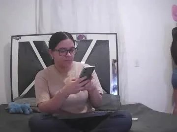 chloe_hotx — GOAL: SUCK MY OWN TITS [150 tokens remaining] Welcome to my room! #hairypussy #natural #bbw #hairy #hairyarmpits