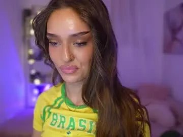 Freechat clara_smile on Chaturbate