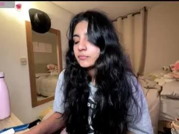 Freechat cloe_small08 on Chaturbate