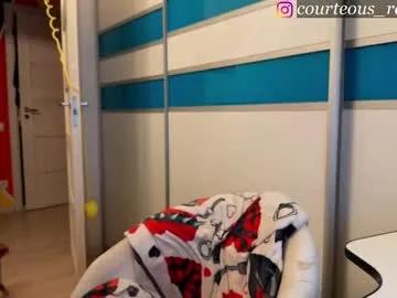 Freechat courteous_raspberrrry on Chaturbate