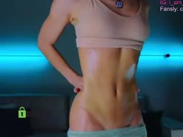 Freechat crazzy_cherry on Chaturbate