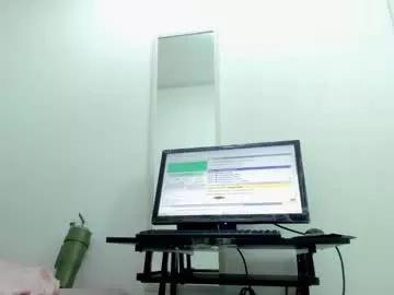 Freechat dalia_2 on Chaturbate