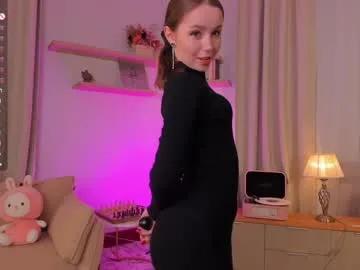 Freechat darklycurious on Chaturbate