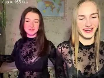 devpip — Hello! Cutting show today #18 #flexible #shy #new  #bigboobs Hellooooo! Start the show with  crumble bumble booty dance [30 tokens remaining]