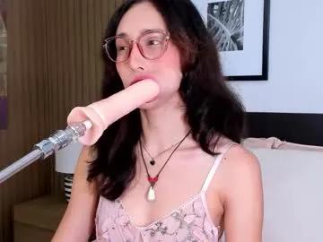 Chaturbate doll_bella_ is Freechat doll_bella_ — come to fuck my throat strongly - Goal: control the machine x1 min #blowjob #saliva #fuckmachine #deepthroat #smalltits