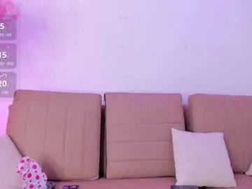 doll_meyleer22 — GOAL: SPLIT MY TITS [35 tokens remaining] GOOD MORNING! MY TOY IS ON! #latina #bigass #natural  #braces #smalltits