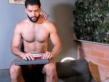 Freechat douglasskingjr on Chaturbate