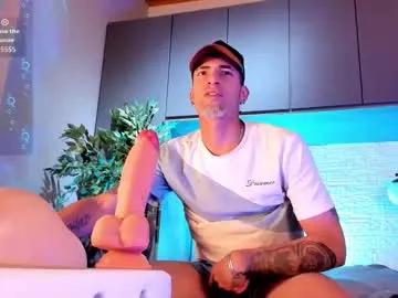 Freechat drakeneumann on Chaturbate