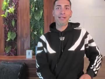 Freechat drakeneumann on Chaturbate