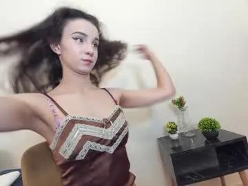 Freechat ehotlovea on Chaturbate