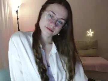 eliscuteblonde on Chaturbate
