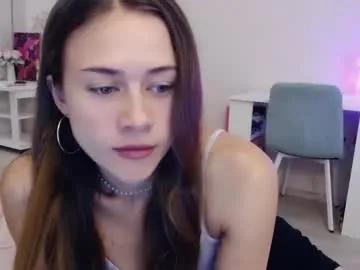 eliscuteblonde on Chaturbate
