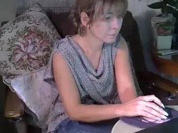 ellajohnsonx on Chaturbate 