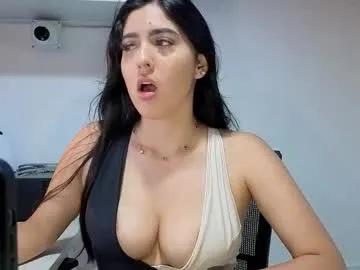 ellecollinss on Chaturbate