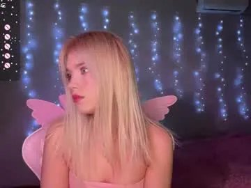 Freechat ellie_lovely_girl on Chaturbate