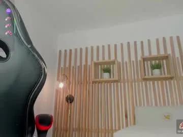 Freechat emma_cleir on Chaturbate