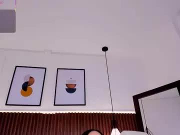 Freechat emma_white_01 on Chaturbate