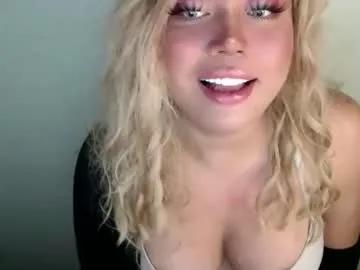 Freechat emmawatsoons on Chaturbate