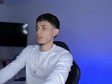 Freechat estivenvel on Chaturbate