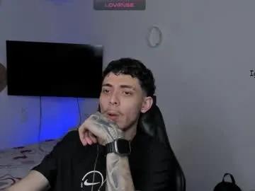 Freechat estivenvel on Chaturbate