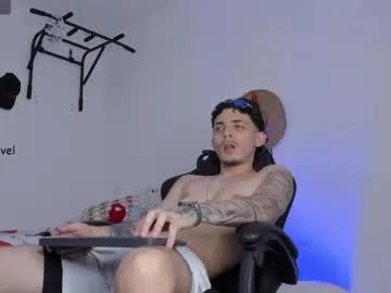 Freechat estivenvel on Chaturbate