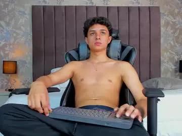 Chaturbate ethanlowell is Freechat ethanlowell — Let's get to know each other...Getting hot & I want fun! #latino #master #lovense #cashmaster #muscle