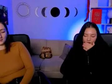 eva_smiith_ — GOAL: flash ass [222 tokens remaining] Welcome to my room! #smoke #blonde #lovense #mistress #pussy