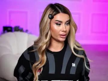 Freechat evazane on Chaturbate