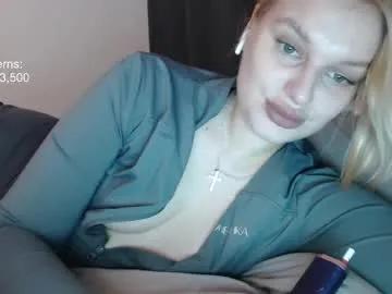 Freechat foxfrromearth on Chaturbate