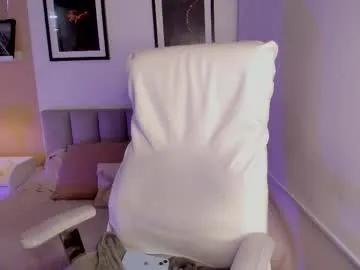 gigi_strawberry — GOAL: Spank angel's ass x5  My wings are ready to fly... but my breasts are ready to tease  #anal #squirt #bigass #ebony #braces