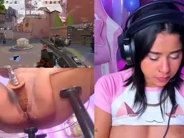 Freechat ginakurt_ on Chaturbate