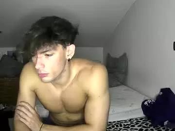 Private giovyyx on Chaturbate